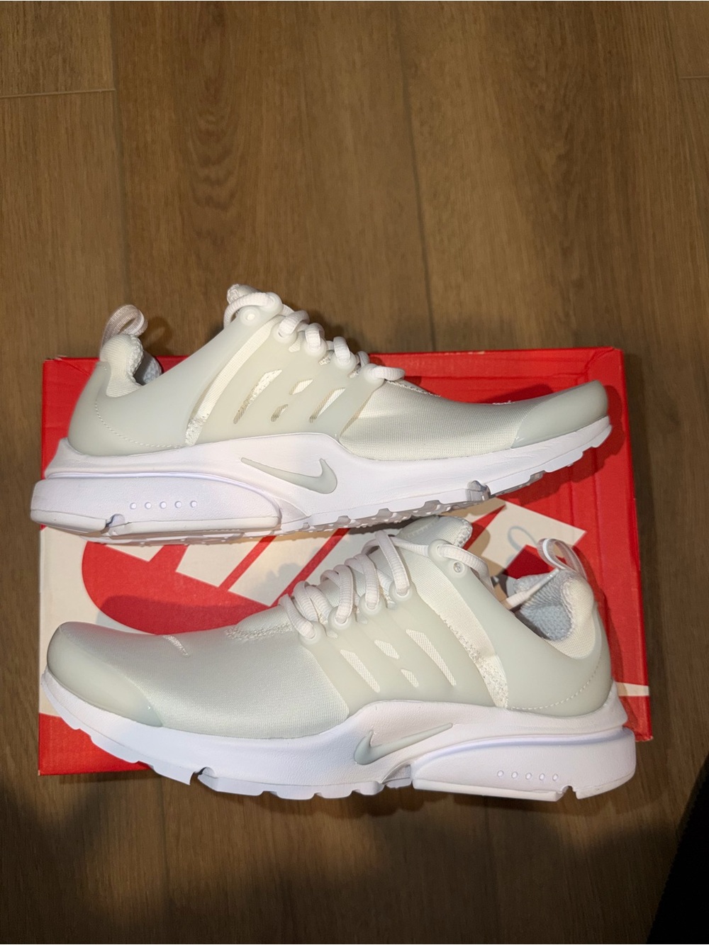 Nike Air Presto ‘White Pure Platinum’ Size 9M